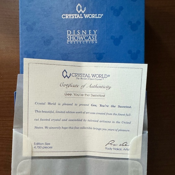 Disney Crystal World "Gee, You're The Sweetest" Limited Edition Minnie Mouse - Picture 7 of 10